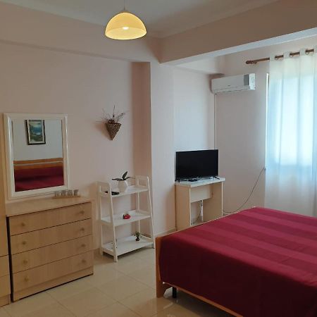 Jozi Kaiser Apartment 3 Драч Екстериор снимка
