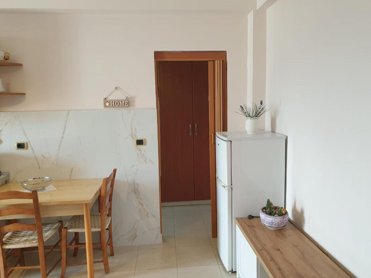 Jozi Kaiser Apartment 3 Драч Екстериор снимка