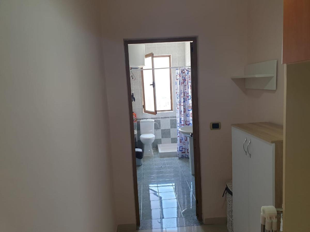 Jozi Kaiser Apartment 3 Драч Екстериор снимка